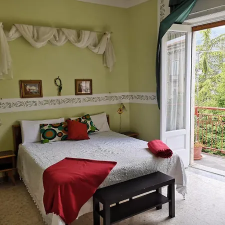 Hotel La Congiura Dei Baroni 3*